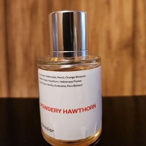 Dossier Powdery Hawthorne